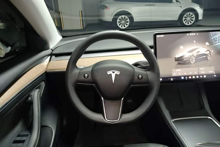 Used Tesla Model 3 2022 Rear-Wheel-Drive Version Steering Wheel