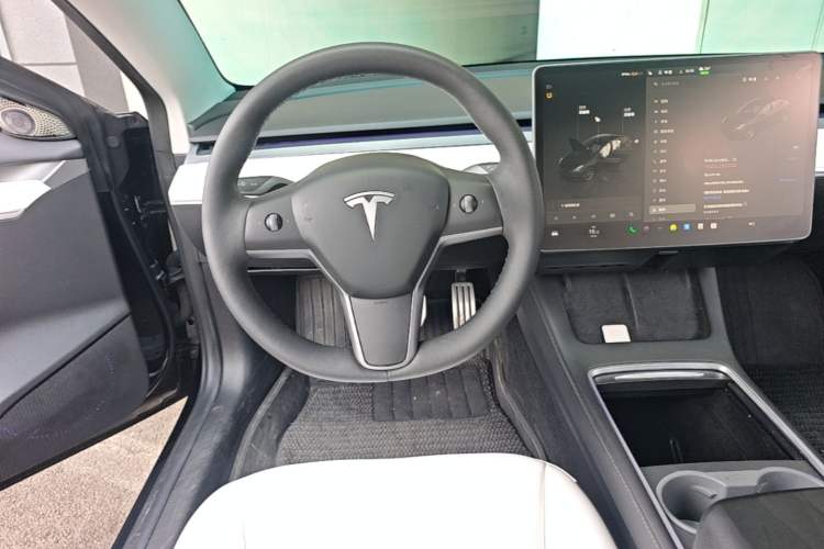Used Tesla Model 3 2022 Performance High-Performance All-Wheel-Drive Version Steering Wheel