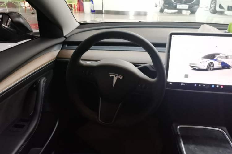 Used Tesla Model 3 2022 Rear-Wheel-Drive Version Steering Wheel