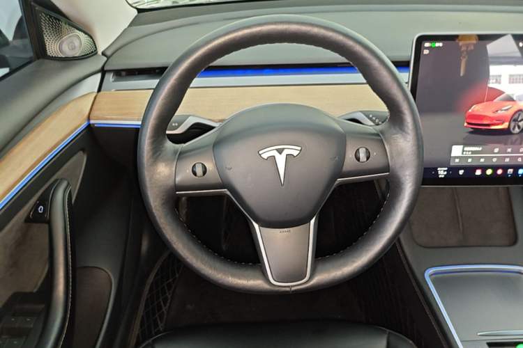 Used Tesla Model 3 2022 Rear-Wheel-Drive Version Steering Wheel