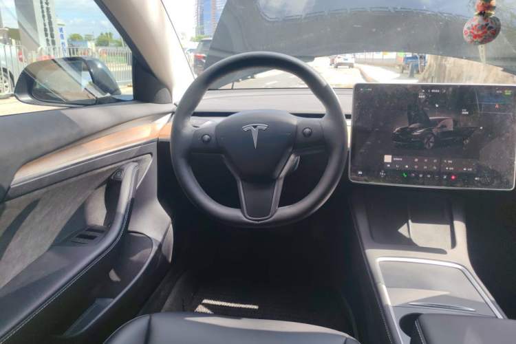 Used Tesla Model 3 2022 Rear-Wheel-Drive Version Steering Wheel