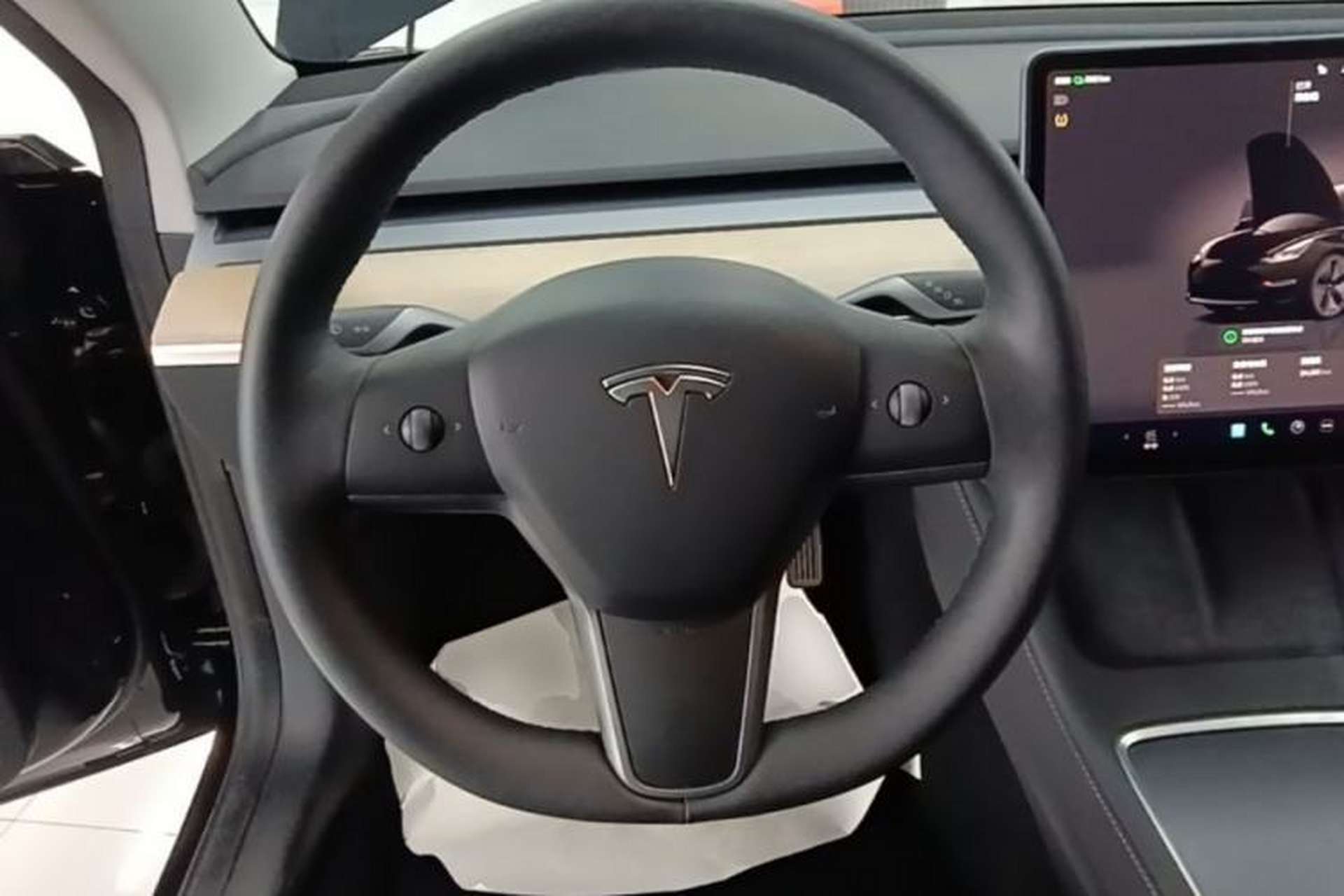 Used Tesla Model 3 2022 Rear-Wheel-Drive Version Steering Wheel