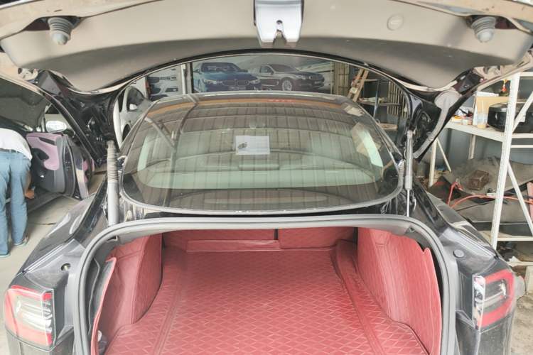 Used Tesla Model 3 2022 Rear-Wheel-Drive Version Trunk