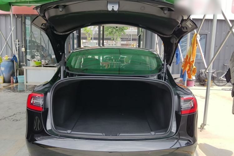 Used Tesla Model 3 2022 Rear-Wheel-Drive Version Trunk