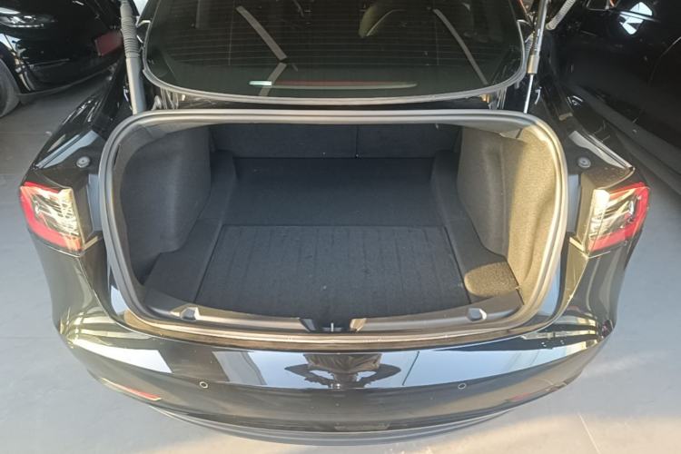 Used Tesla Model 3 2022 Rear-Wheel-Drive Version Trunk