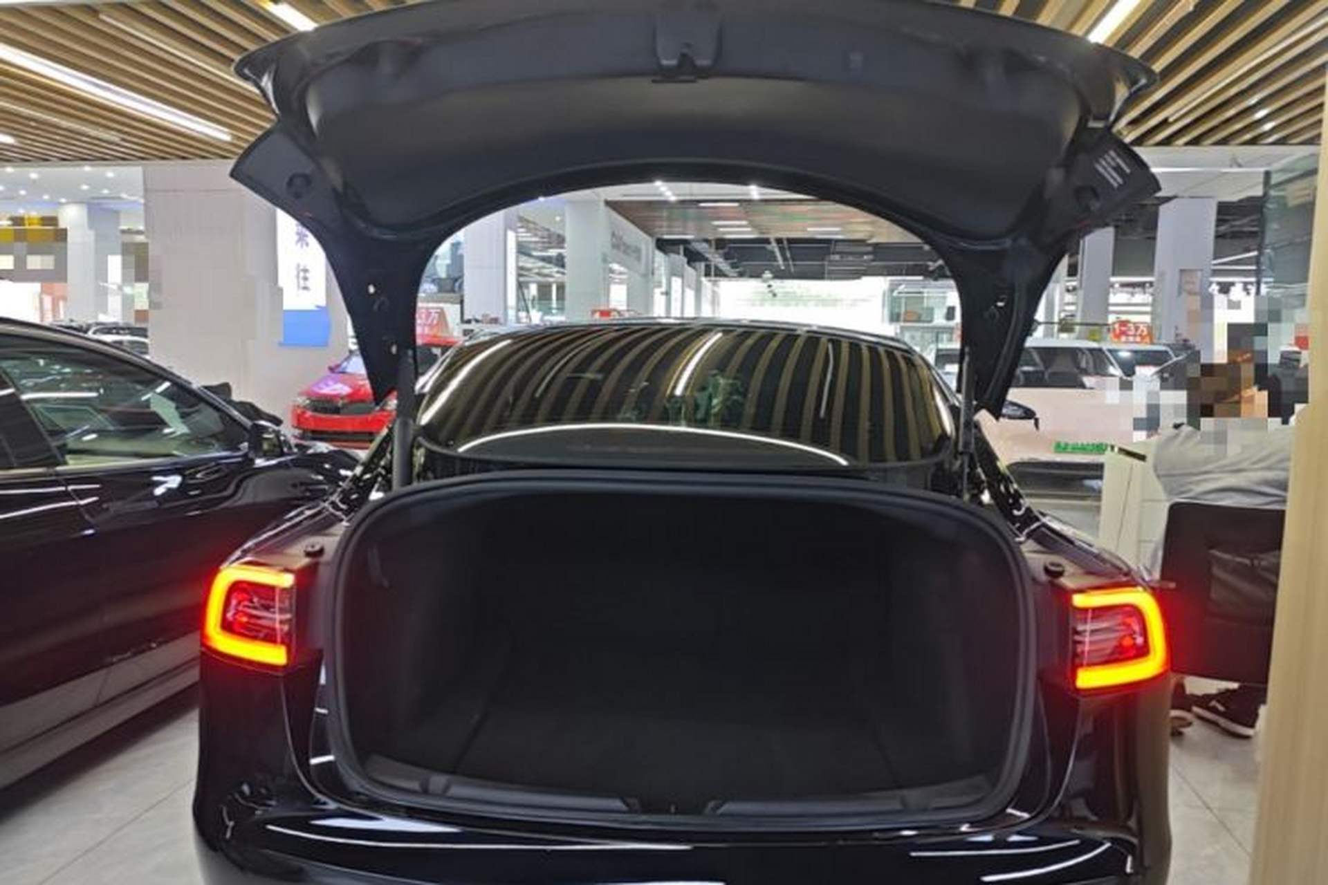 Used Tesla Model 3 2022 Rear-Wheel-Drive Version Trunk