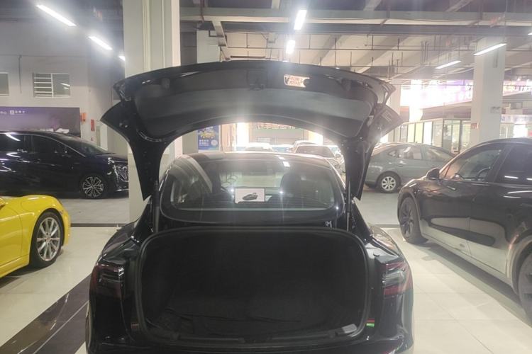 Used Tesla Model 3 2022 Rear-Wheel-Drive Version Trunk