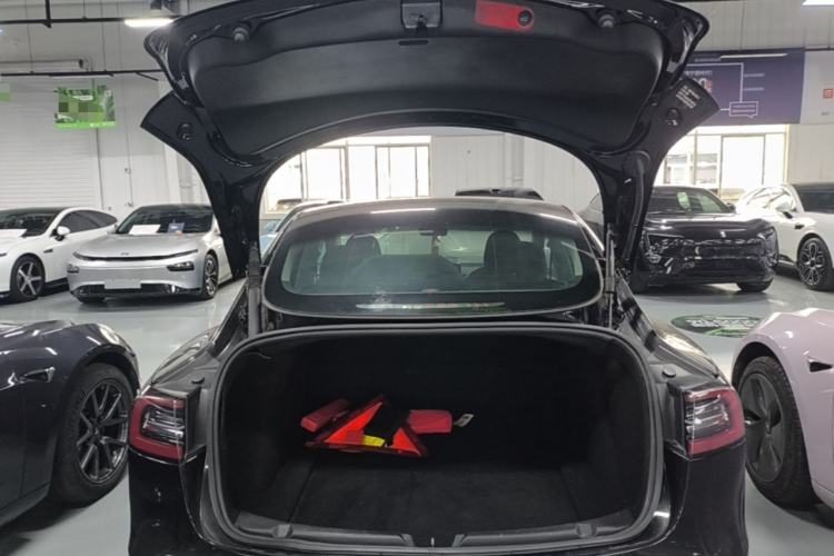 Used Tesla Model 3 2022 Rear-Wheel-Drive Version Trunk