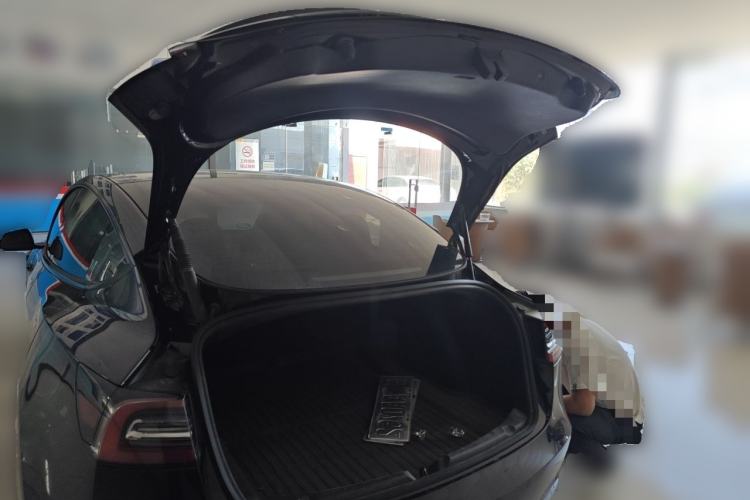 Used Tesla Model 3 2022 Rear-Wheel-Drive Version Trunk
