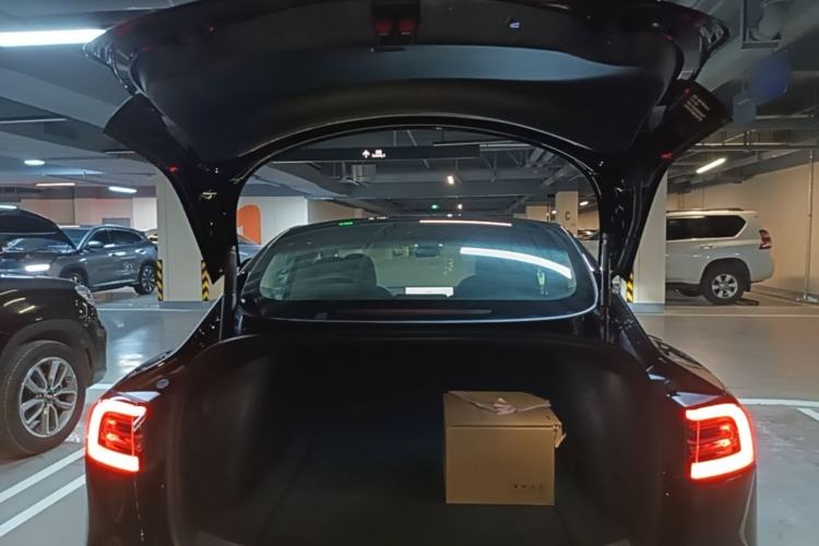 Used Tesla Model 3 2022 Rear-Wheel-Drive Version Trunk