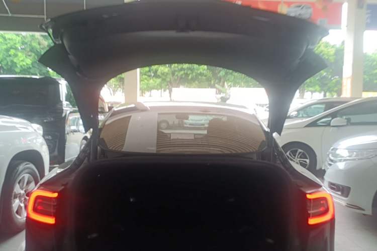 Used Tesla Model 3 2022 Performance High-Performance All-Wheel-Drive Version Trunk