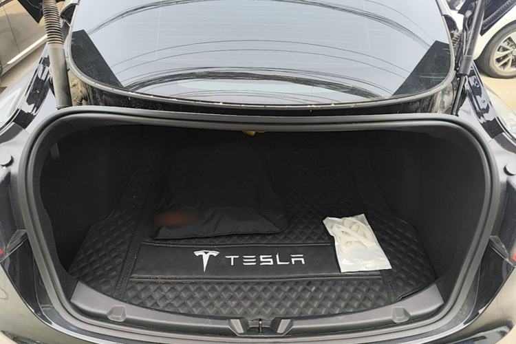 Used Tesla Model 3 2022 Rear-Wheel-Drive Version Trunk