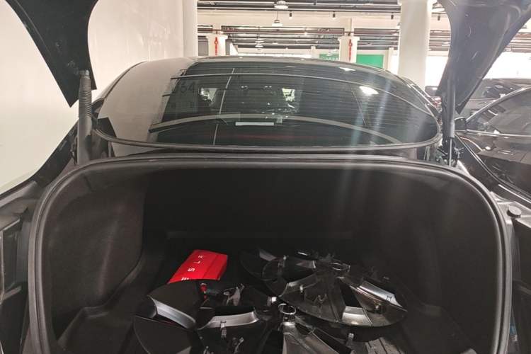 Used Tesla Model 3 2022 Rear-Wheel-Drive Version Trunk