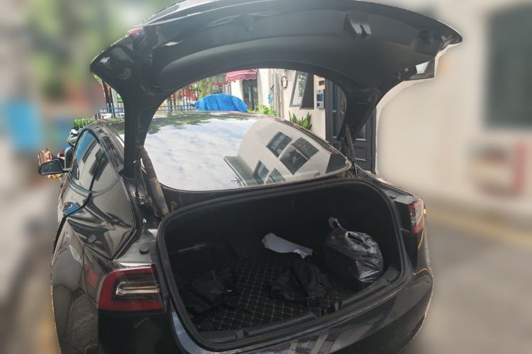 Used Tesla Model 3 2022 Rear-Wheel-Drive Version Trunk