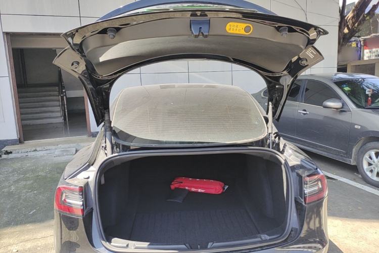 Used Tesla Model 3 2022 Rear-Wheel-Drive Version Trunk