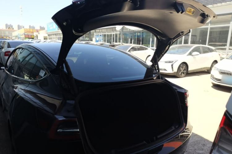 Used Tesla Model 3 2022 Rear-Wheel-Drive Version Trunk