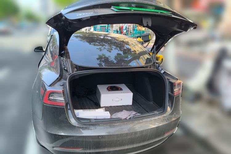 Used Tesla Model 3 2022 Rear-Wheel-Drive Version Trunk
