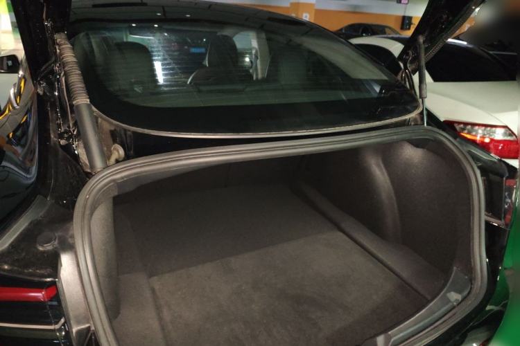 Used Tesla Model 3 2022 Rear-Wheel-Drive Version Trunk