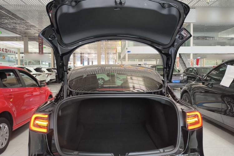 Used Tesla Model 3 2022 Rear-Wheel-Drive Version Trunk