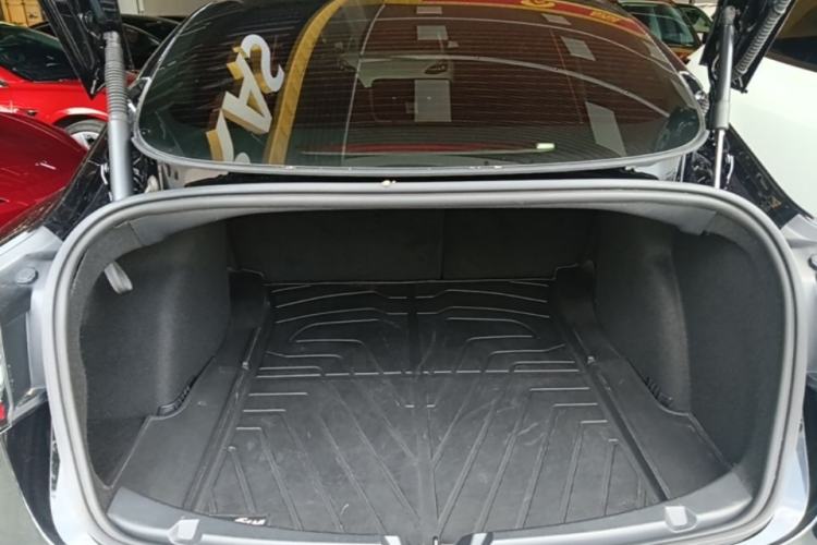 Used Tesla Model 3 2022 Rear-Wheel-Drive Version Trunk