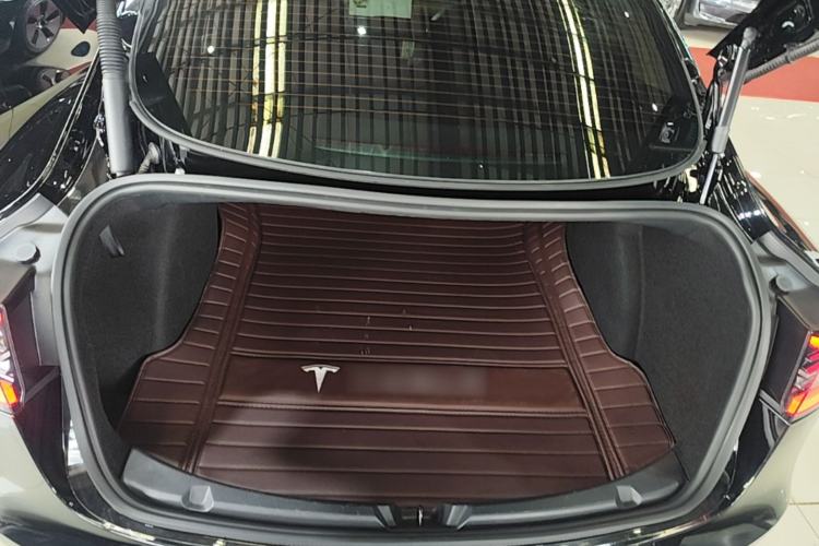 Used Tesla Model 3 2022 Rear-Wheel-Drive Version Trunk