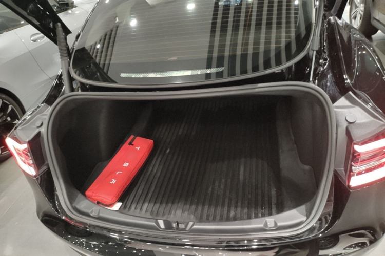 Used Tesla Model 3 2022 Rear-Wheel-Drive Version Trunk