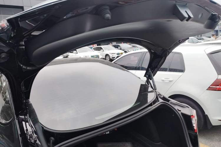 Used Tesla Model 3 2022 Rear-Wheel-Drive Version Trunk