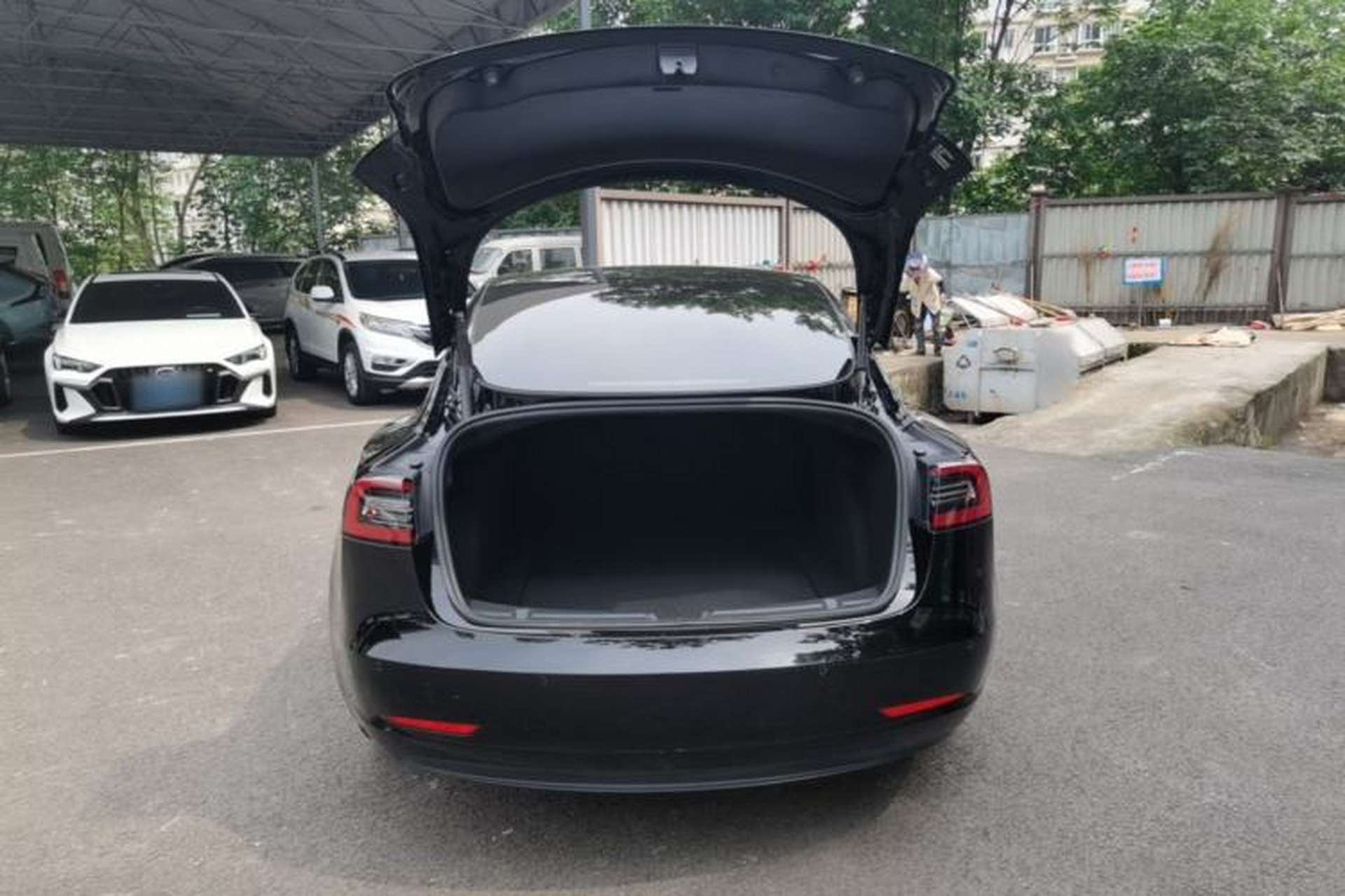 Used Tesla Model 3 2022 Rear-Wheel-Drive Version Trunk