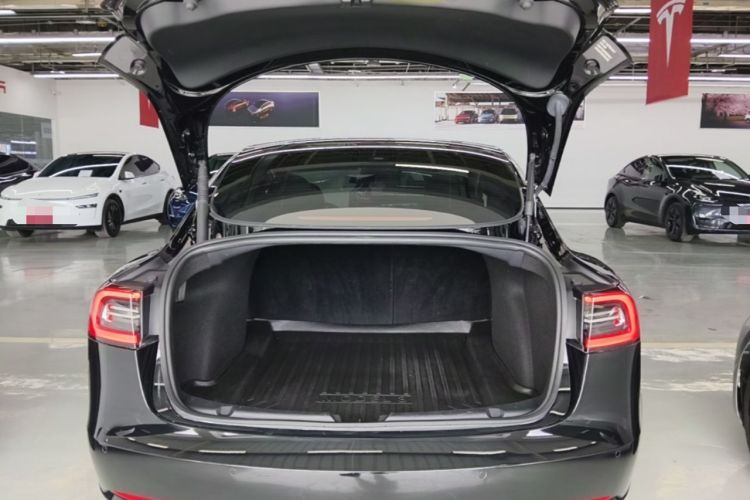 Used Tesla Model 3 2022 Rear-Wheel-Drive Version Trunk
