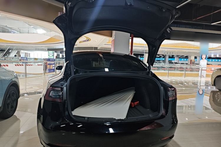Used Tesla Model 3 2022 Rear-Wheel-Drive Version Trunk