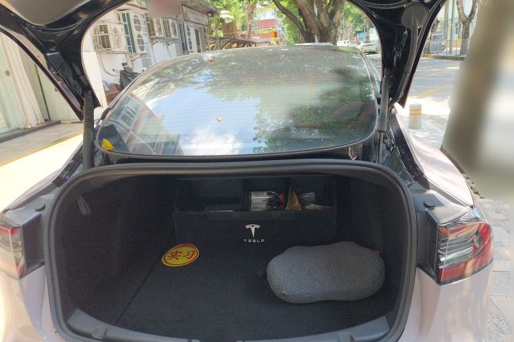 Used Tesla Model 3 2022 Rear-Wheel-Drive Version Trunk
