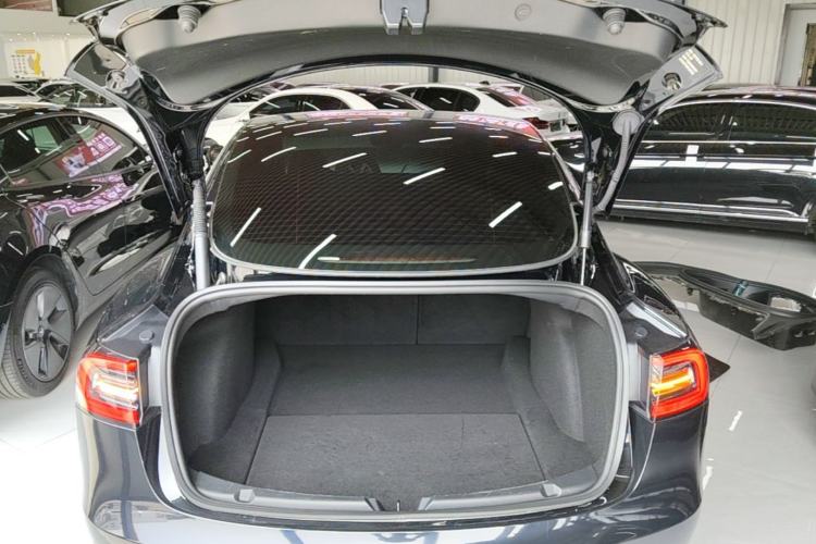Used Tesla Model 3 2022 Rear-Wheel-Drive Version Trunk