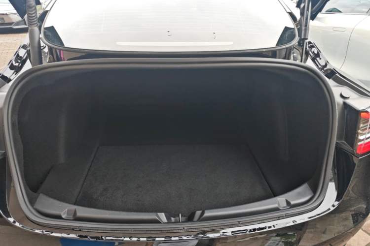 Used Tesla Model 3 2022 Rear-Wheel-Drive Version Trunk