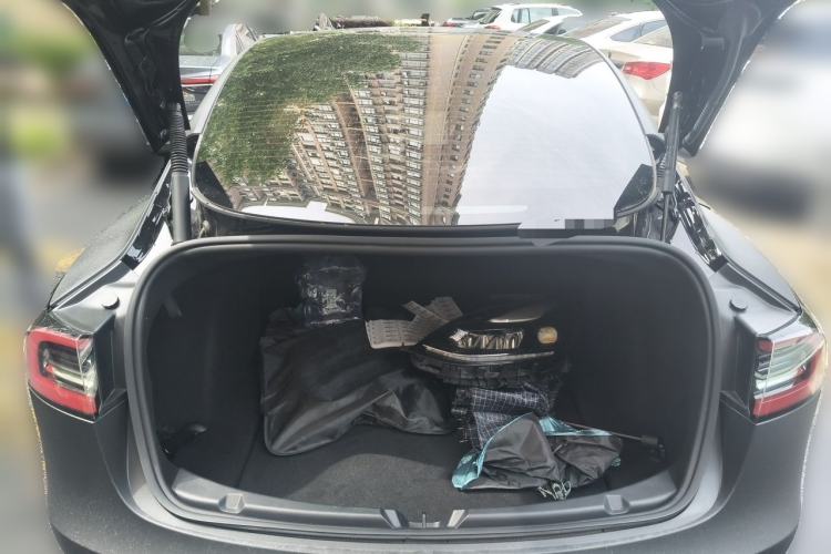 Used Tesla Model 3 2022 Rear-Wheel-Drive Version Trunk