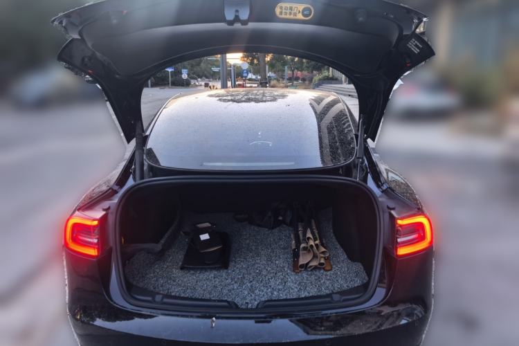 Used Tesla Model 3 2022 Rear-Wheel-Drive Version Trunk