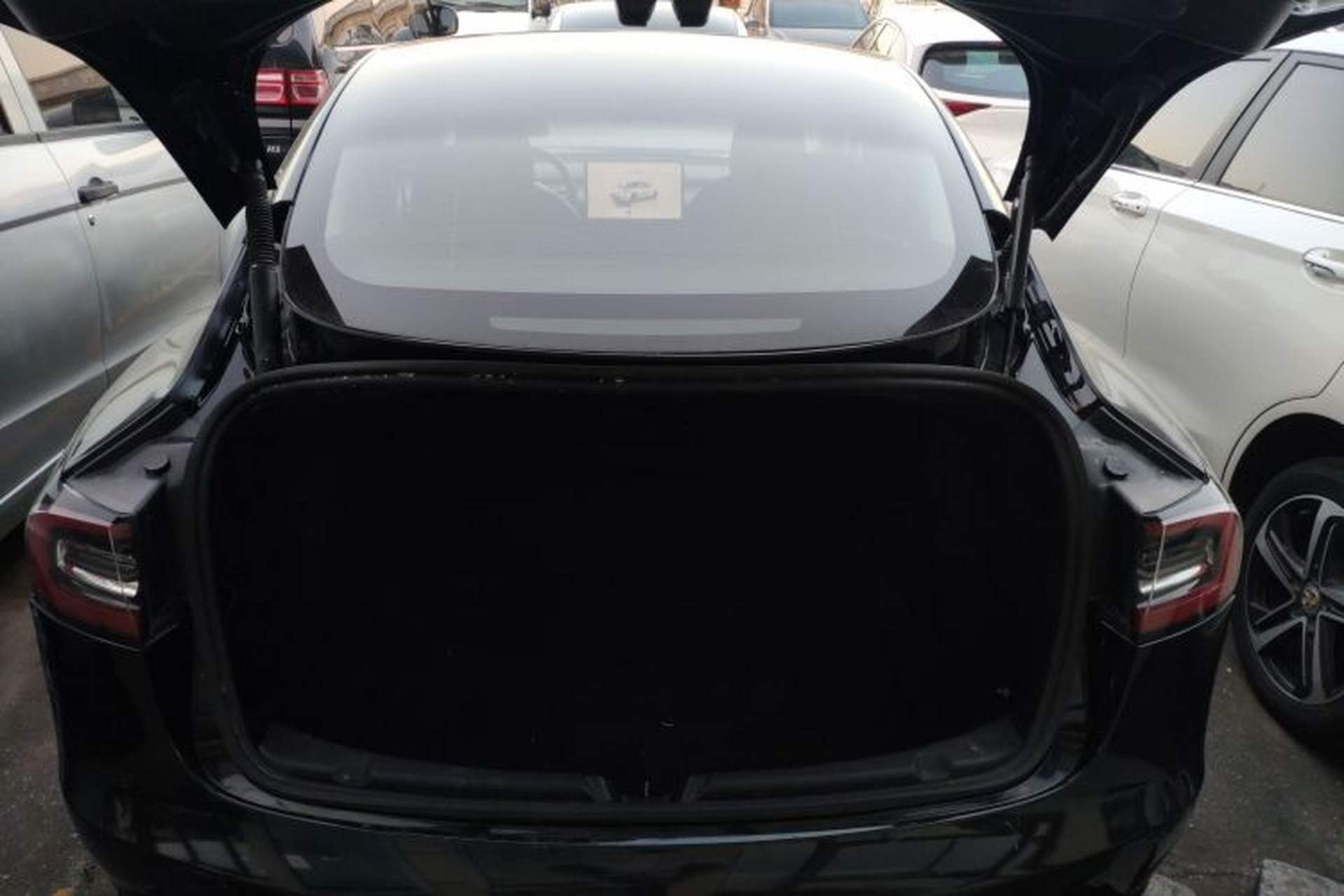 Used Tesla Model 3 2022 Rear-Wheel-Drive Version Trunk