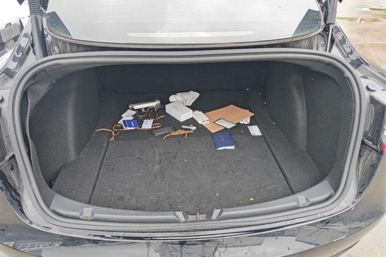 Used Tesla Model 3 2022 Rear-Wheel-Drive Version Trunk