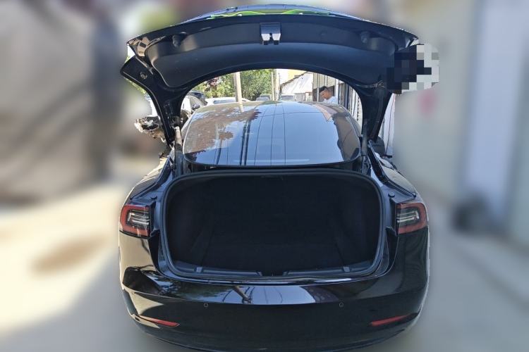 Used Tesla Model 3 2022 Rear-Wheel-Drive Version Trunk