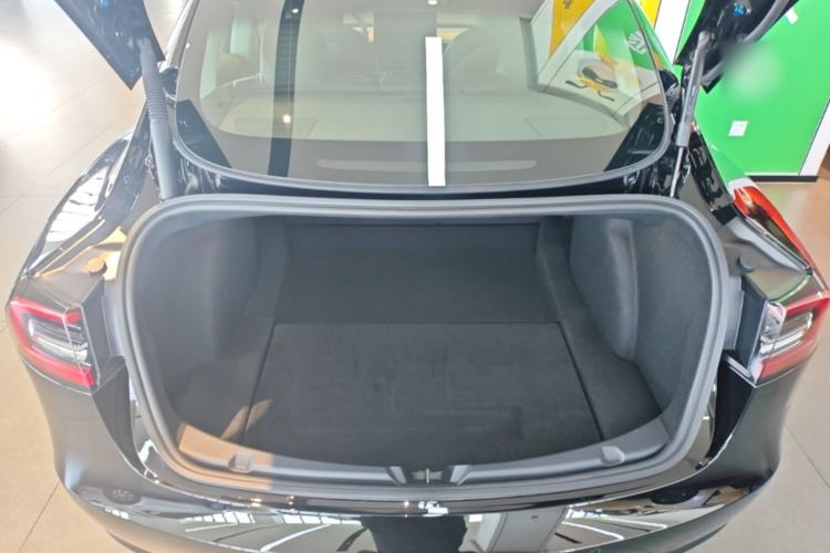 Used Tesla Model 3 2022 Performance High-Performance All-Wheel-Drive Version Trunk