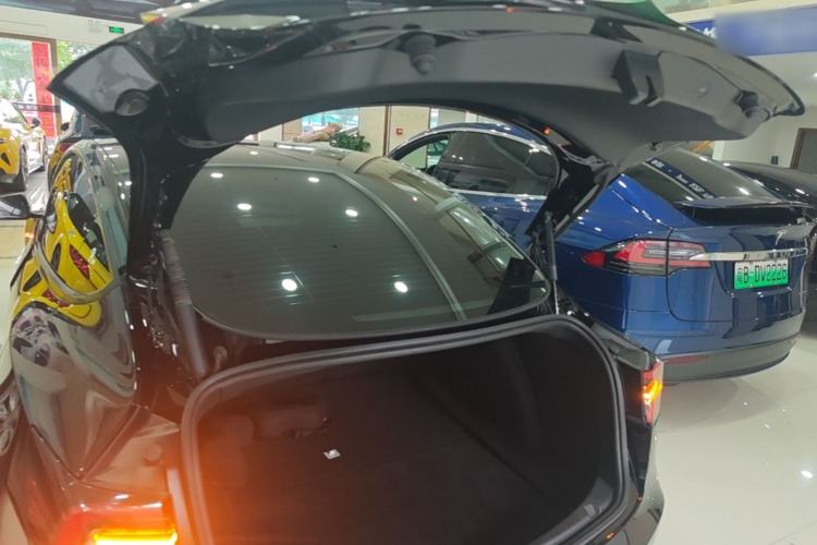 Used Tesla Model 3 2022 Rear-Wheel-Drive Version Trunk
