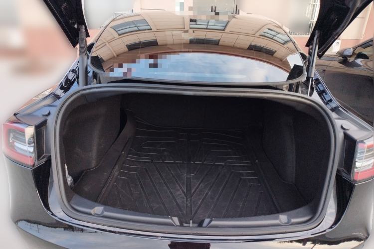 Used Tesla Model 3 2022 Rear-Wheel-Drive Version Trunk