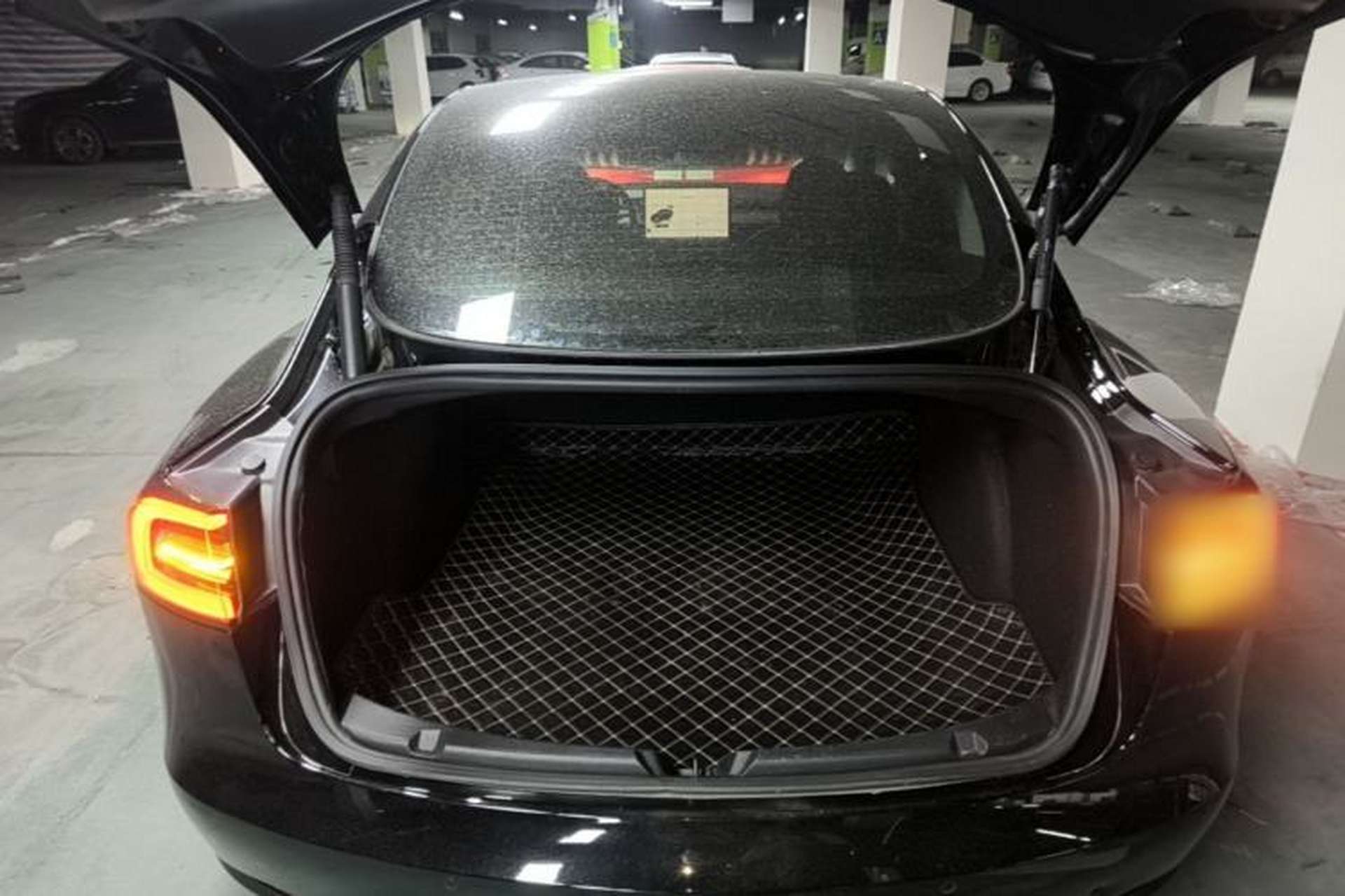 Used Tesla Model 3 2022 Rear-Wheel-Drive Version Trunk