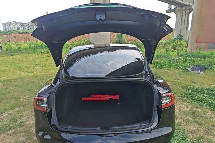 Used Tesla Model 3 2022 Rear-Wheel-Drive Version Trunk