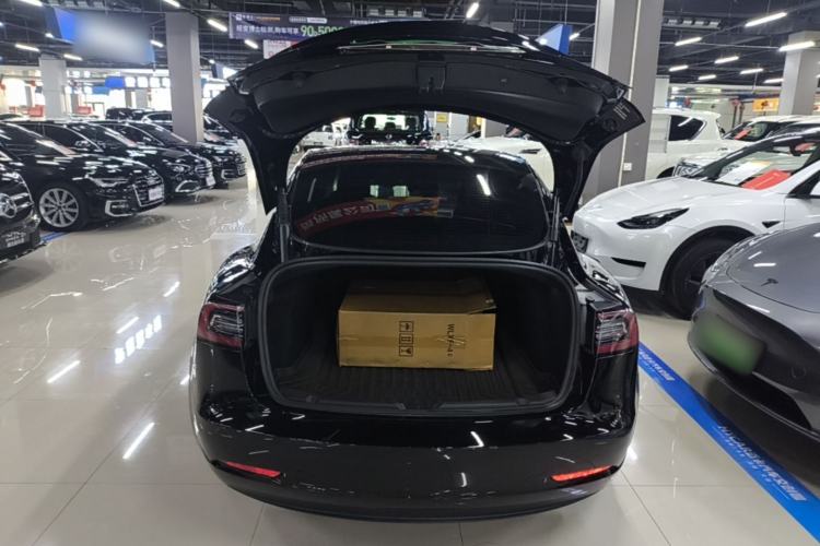 Used Tesla Model 3 2022 Rear-Wheel-Drive Version Trunk