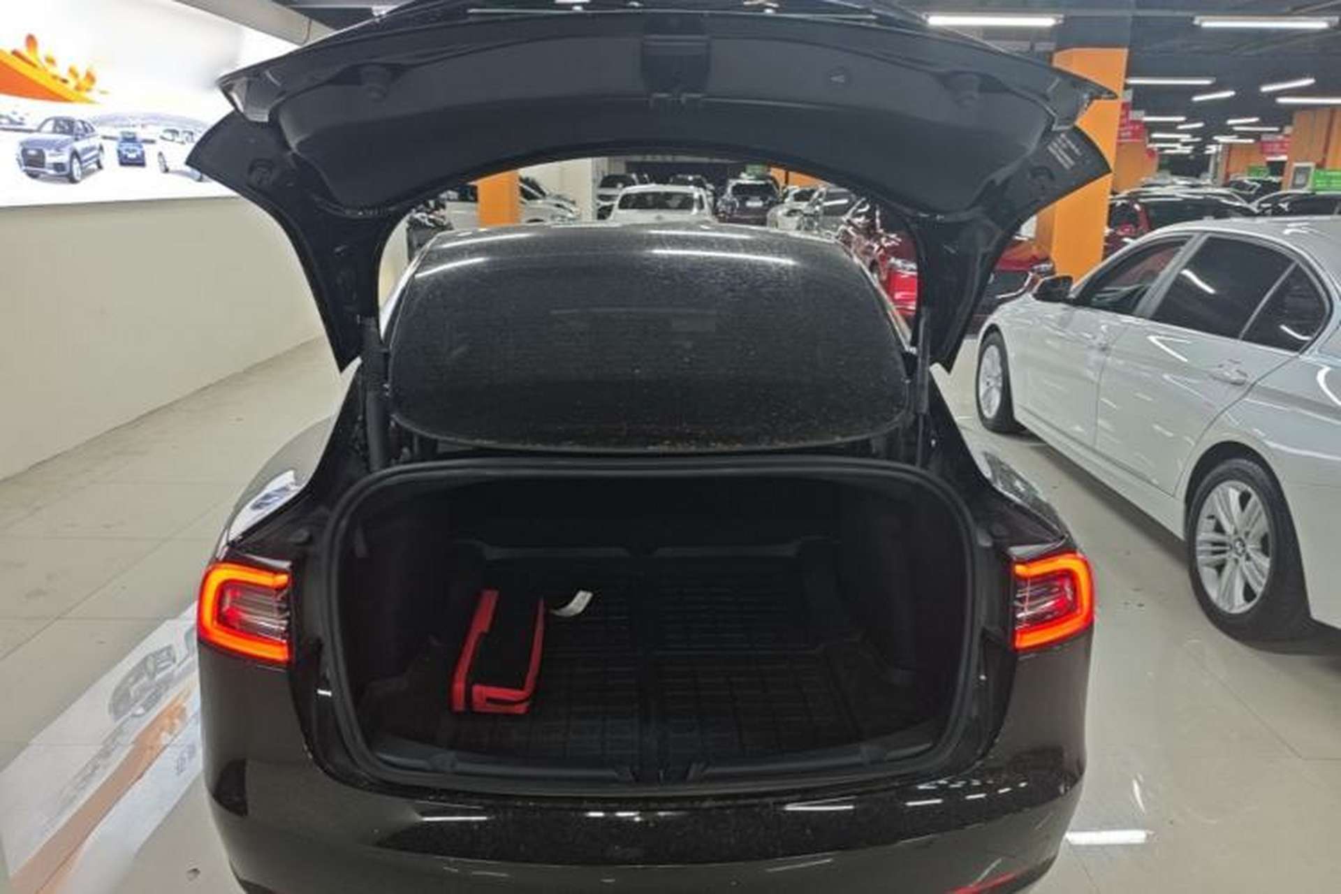Used Tesla Model 3 2022 Rear-Wheel-Drive Version Trunk