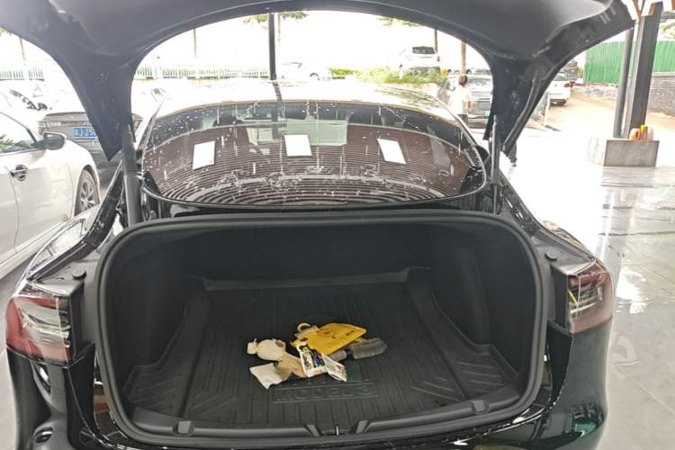 Used Tesla Model 3 2022 Performance High-Performance All-Wheel-Drive Version Trunk