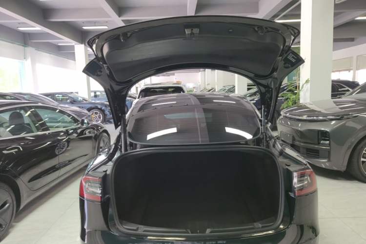 Used Tesla Model 3 2022 Rear-Wheel-Drive Version Trunk