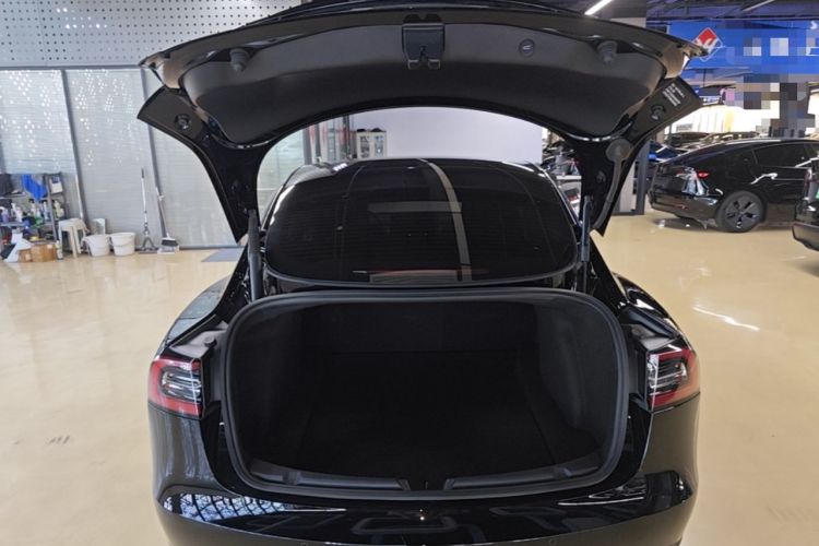 Used Tesla Model 3 2022 Rear-Wheel-Drive Version Trunk
