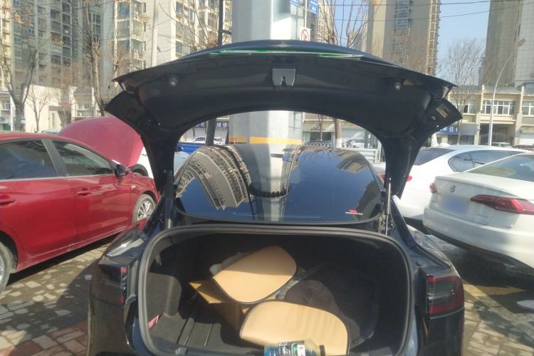 Used Tesla Model 3 2022 Rear-Wheel-Drive Version Trunk