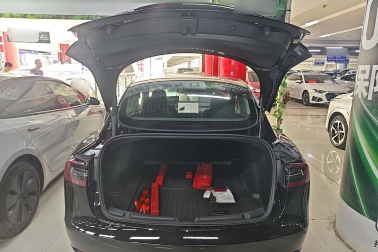 Used Tesla Model 3 2022 Rear-Wheel-Drive Version Trunk